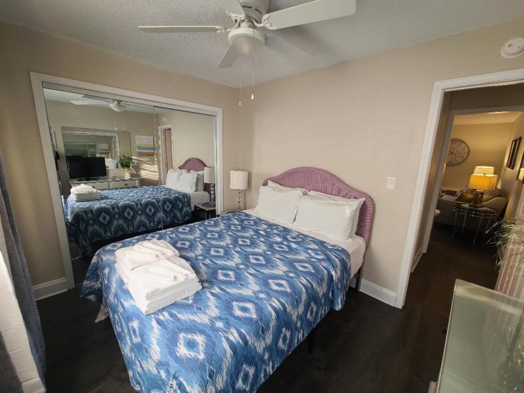 Cozy Condo Just Steps To The Beach, Unit 2 - Sleeps 4 Gulf Shores Exteriör bild