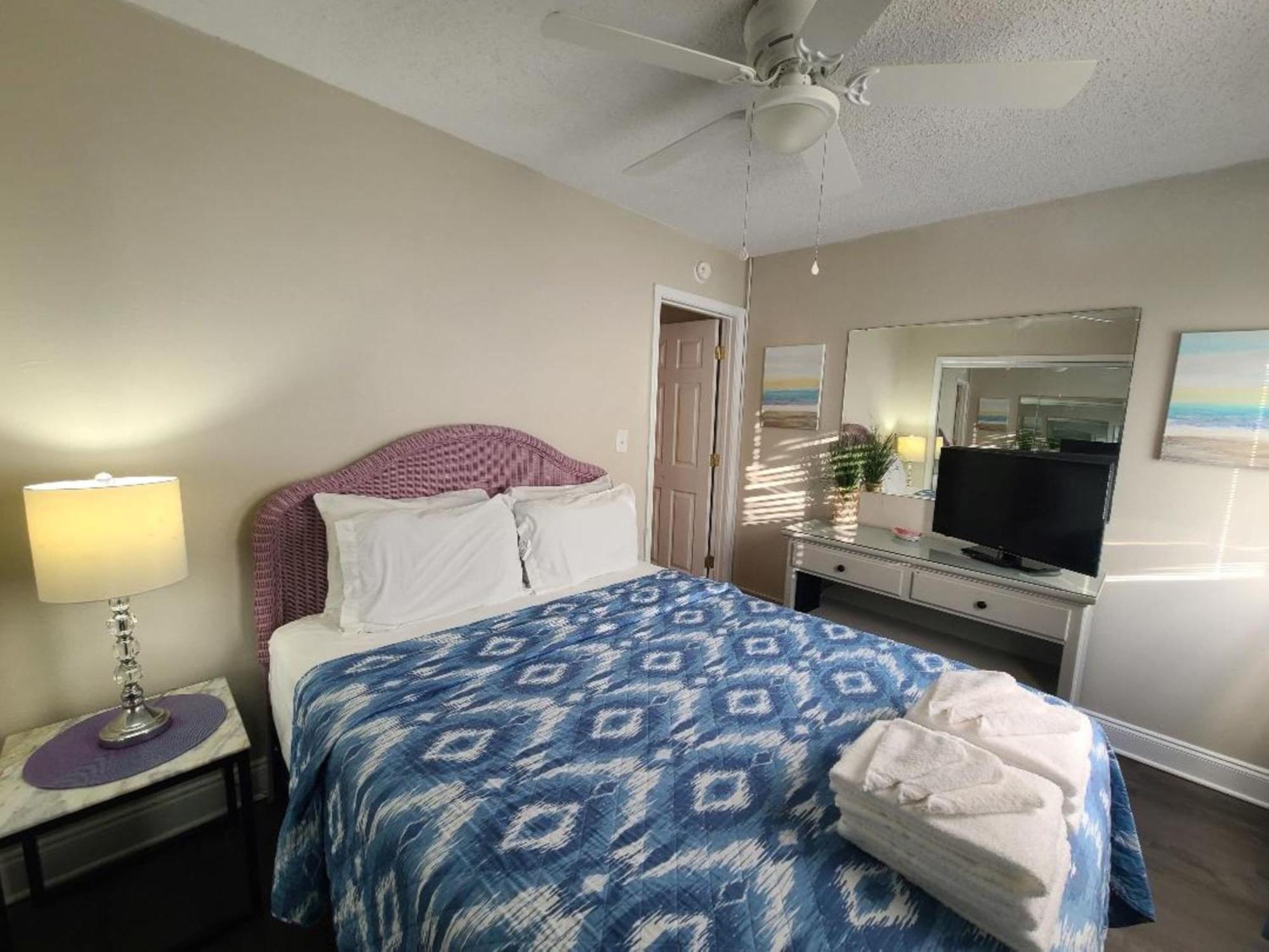 Cozy Condo Just Steps To The Beach, Unit 2 - Sleeps 4 Gulf Shores Exteriör bild