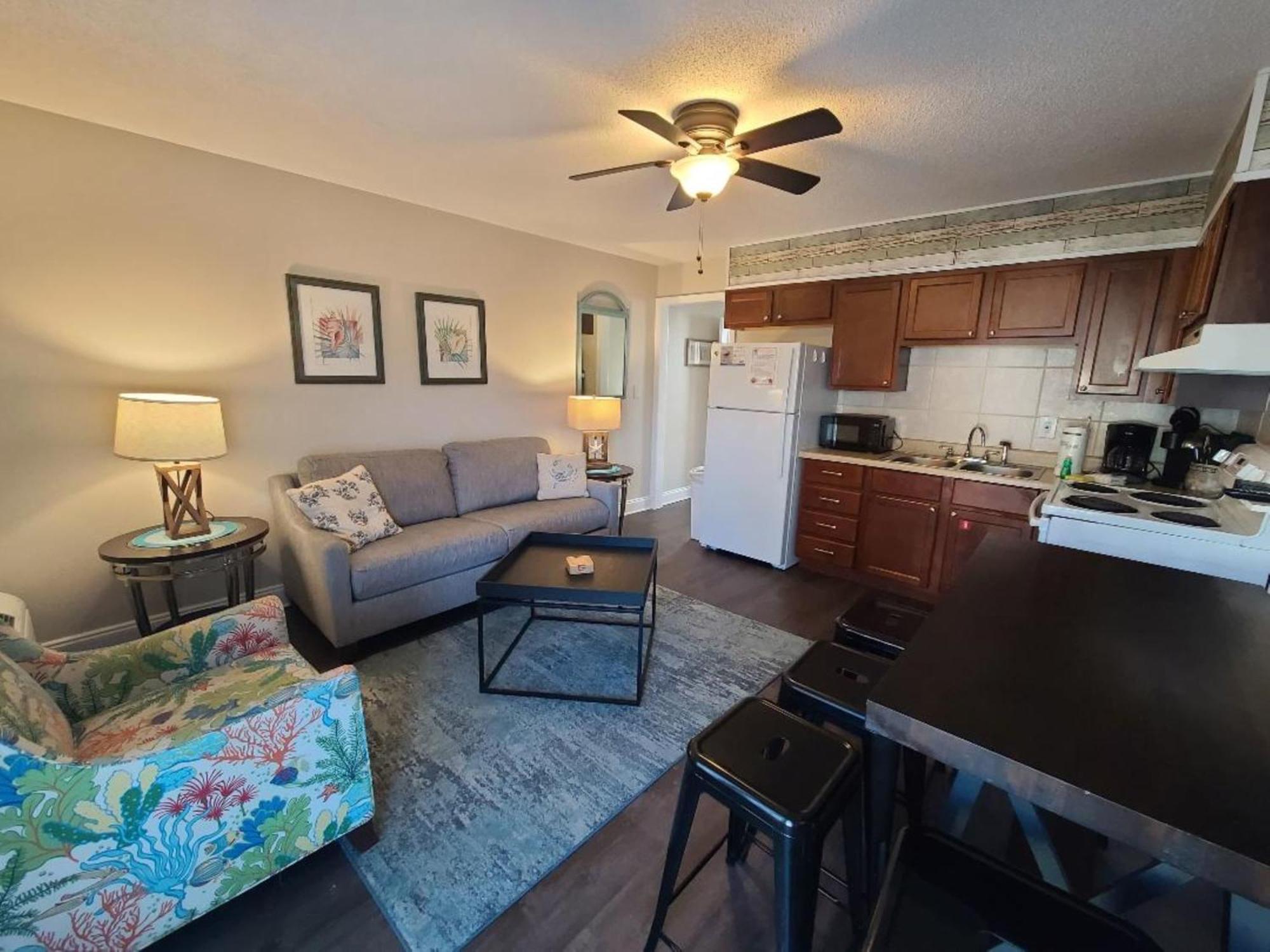 Cozy Condo Just Steps To The Beach, Unit 2 - Sleeps 4 Gulf Shores Exteriör bild